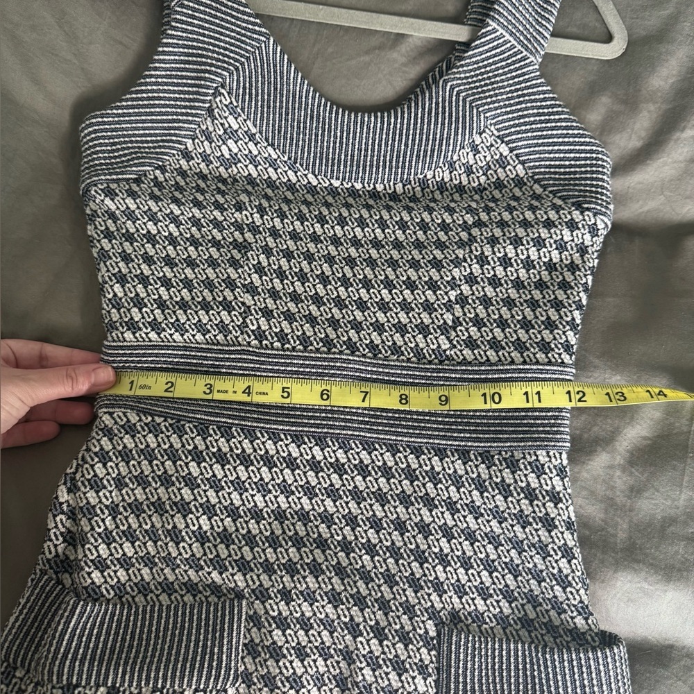 Diane Von Furstenberg Black & White Dress “Caitrin” Knit w/ Pockets Sz 2 NWOT - Picture 8 of 10